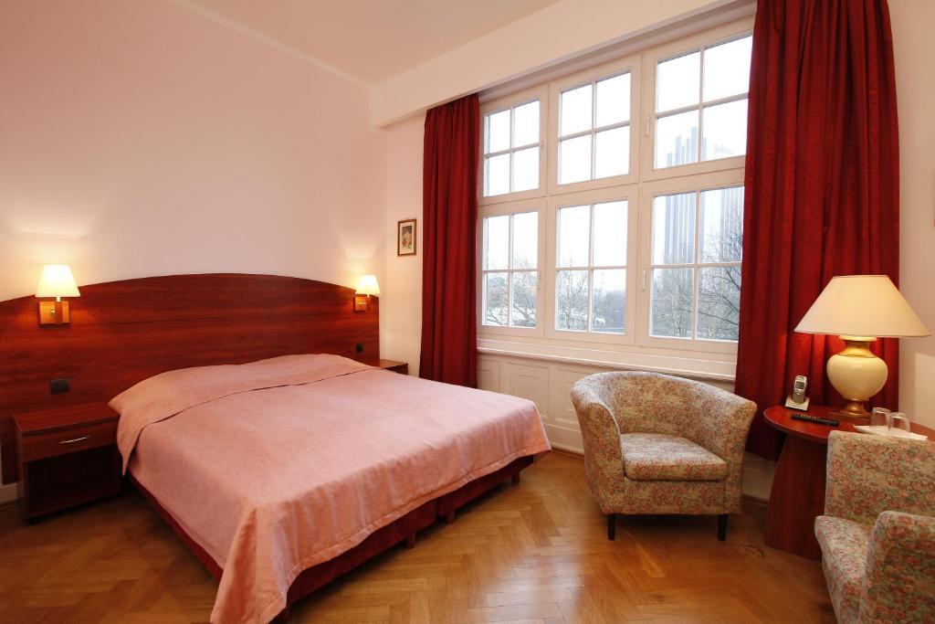 Hotel Preuss Im Dammtorpalais Гамбург Номер фото